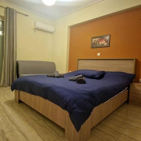 Athens Luxury Home * Private Parking * Attica Metro Station Екстериор снимка
